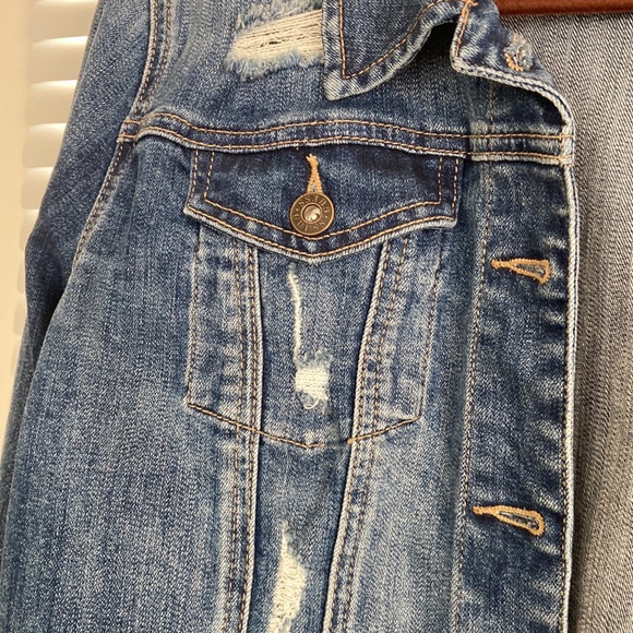 COPY - Guess of Los Angeles, blue Jean short jacket. - Picture 9 of 10